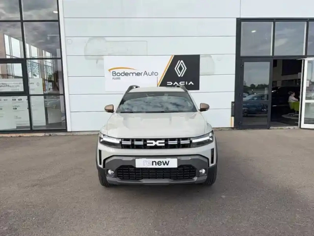 Dacia Duster hybrid 155 — photo 3