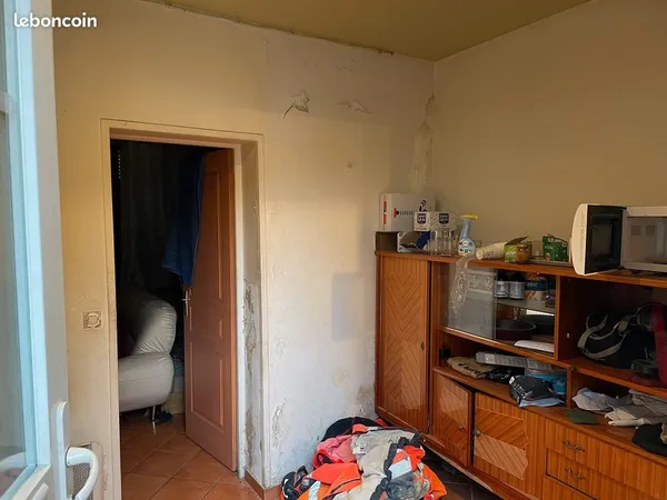 Appartement T2 à rénover à vendre à Lagny sur Marne