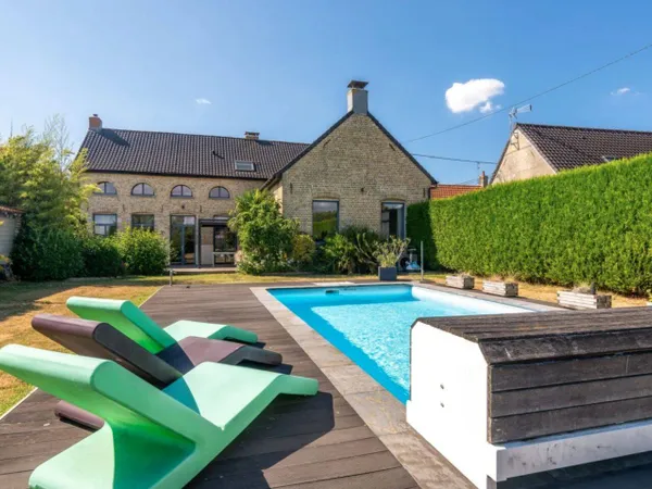 Maison 12 pièces 244 m²
