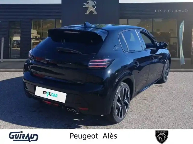 Peugeot 208 hybrid 136 e-dcs6 — photo 8