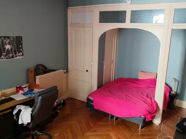 Loue chambre en colocation dans appartement