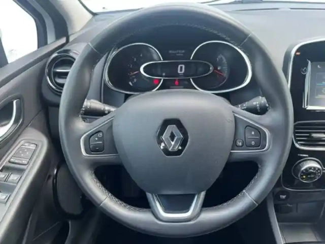 Renault Clio dci 110 energy — photo 11