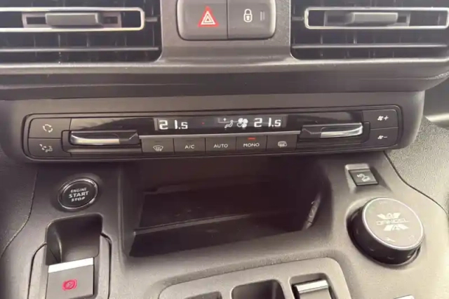 Peugeot Partner dangel 4x4 fgn diesel 130 ch m automatique — photo 24