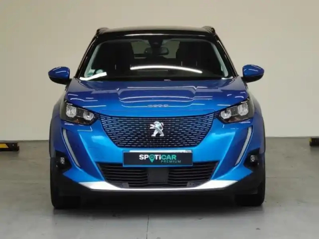 Peugeot 2008 e- 136ch allure pack — photo 2