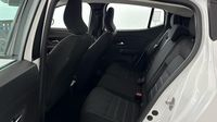 Dacia Sandero 1.0 TCe 90ch Stepway Confort -22 — photo 13