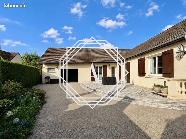Pavillon 8 pièces 119 m²