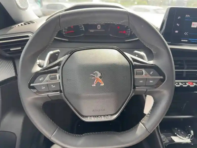Peugeot 2008 puretech 130 s&amp;s eat8 — photo 16
