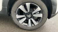 Citroen C3 1.2 PureTech 83ch S&S Shine — photo 11