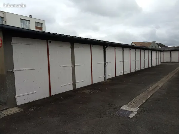 Vends lot de garages