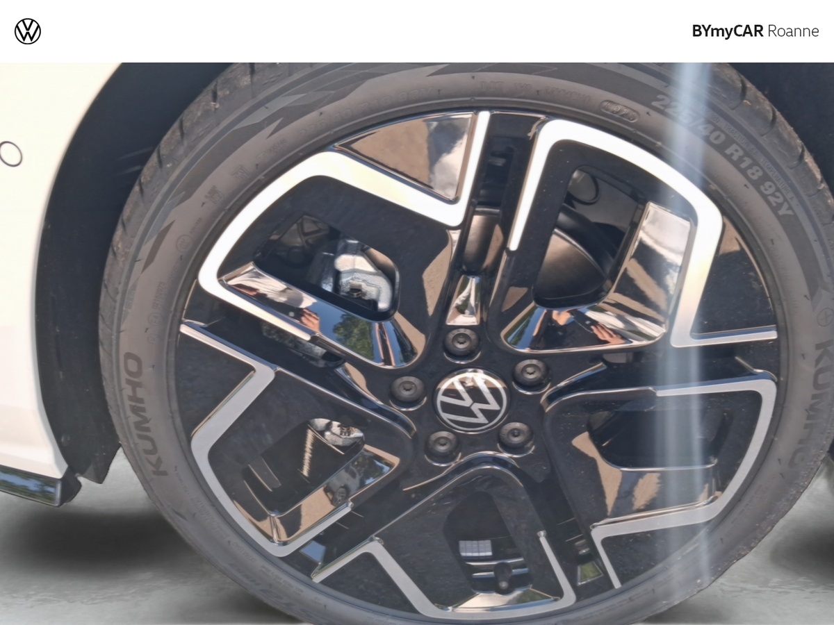 Volkswagen Golf 1.5 eTSI EVO2 150 DSG7 — photo 19