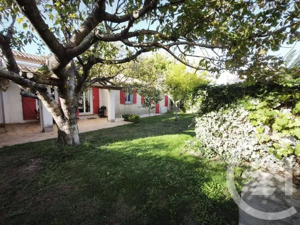 Maison de plain-pied 5 pièces 102 m²