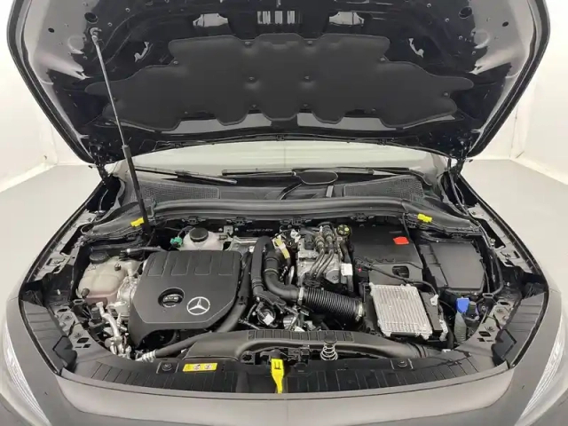 Mercedes Gla 250 e hybrid eq 8g-dct — photo 25