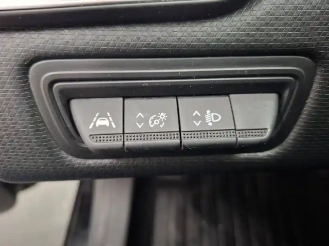 Renault Clio blue dci 85 — photo 32