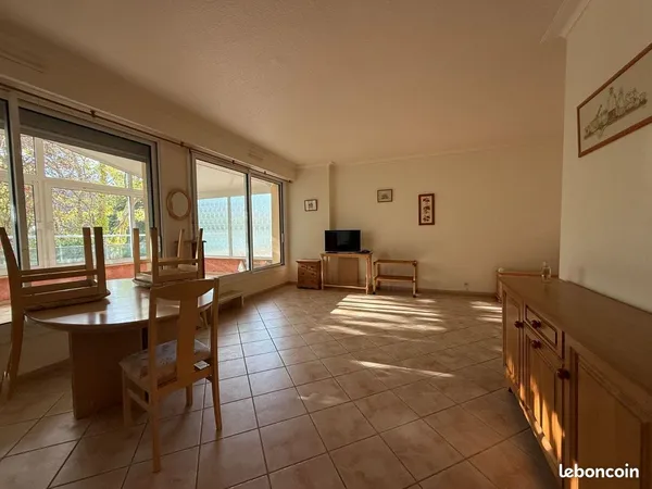 Studio 1 pièce 37 m²