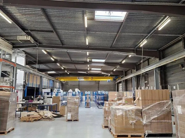Local d'activité 2250 m²