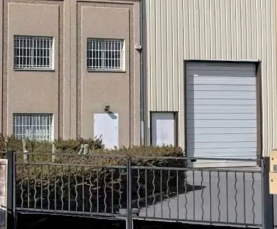 Local d'activite 325m² bureaux + entrepot