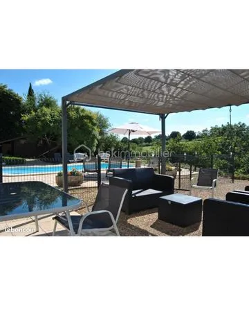 Maison hors lotissement (2460m2 terrain tout constructible) VUE TRES DEGAGEE