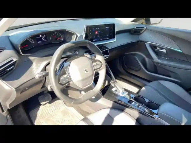 Peugeot 2008 1.2 puretech 130ch s&amp;s allure eat8 7cv — photo 12