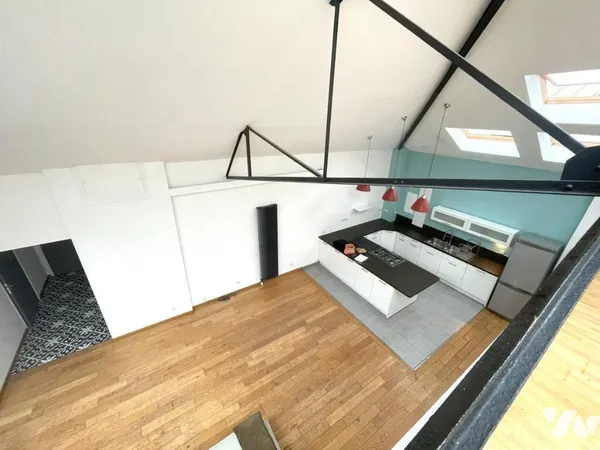 Vends loft - 117.93 m² - 4 pièces, 3 chambres - Lille 59800