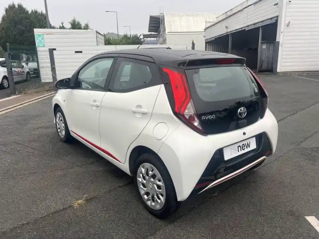 Toyota Aygo 1.0 vvt-i — photo 3