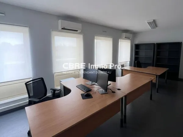 Bureau 223 m²