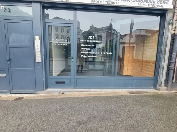 Local commercial lille