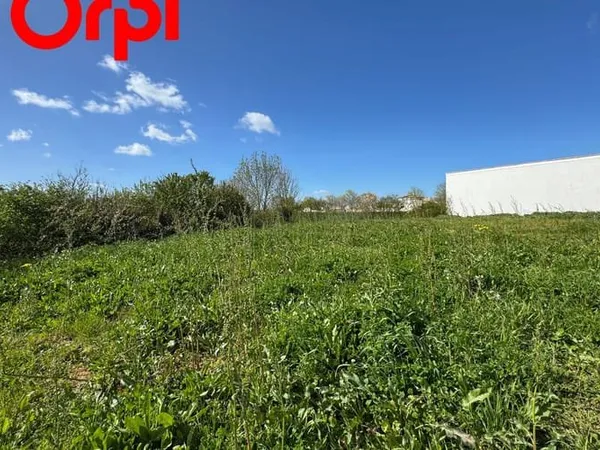 Terrain 721 m²
