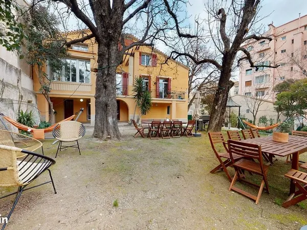 Maison 1 pièce 460 m²