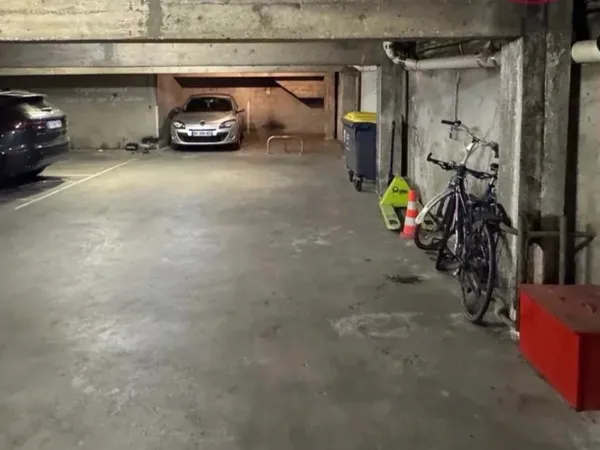 Vends parking