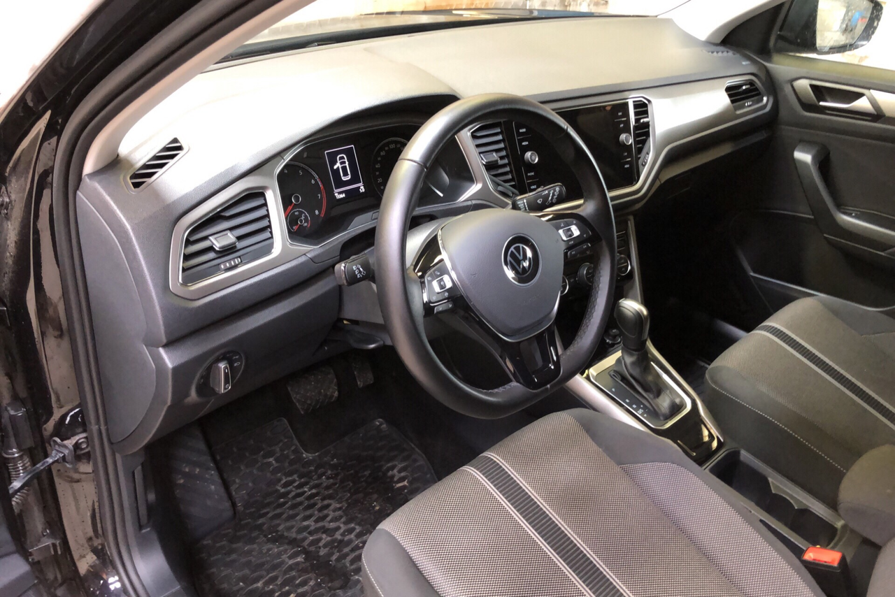 Volkswagen T-Roc 1.5 TSI EVO 150 Start/Stop DSG7 — photo 21