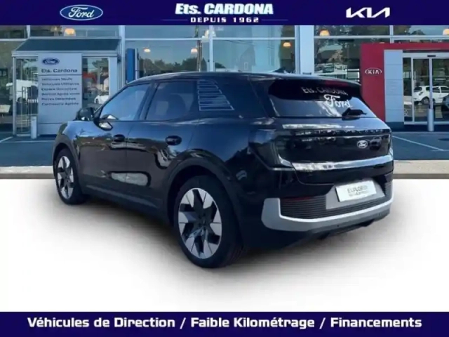 Ford Explorer 286ch extended range 77kwh pack premium rwd — photo 2