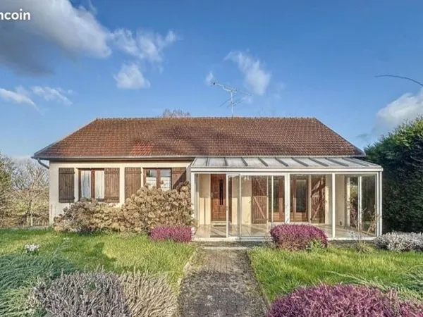 Maison à vendre à Villebret, 10 min de Montluçon