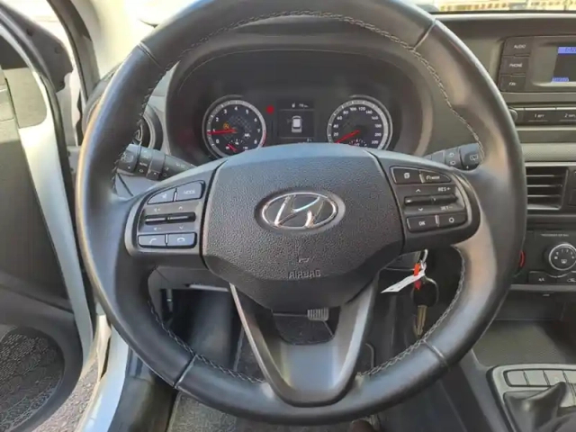 Hyundai I10 intuitive 1.0 67 ch — photo 11
