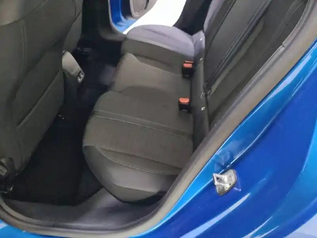 Peugeot 208 puretech 130 s&amp;s eat8 — photo 32
