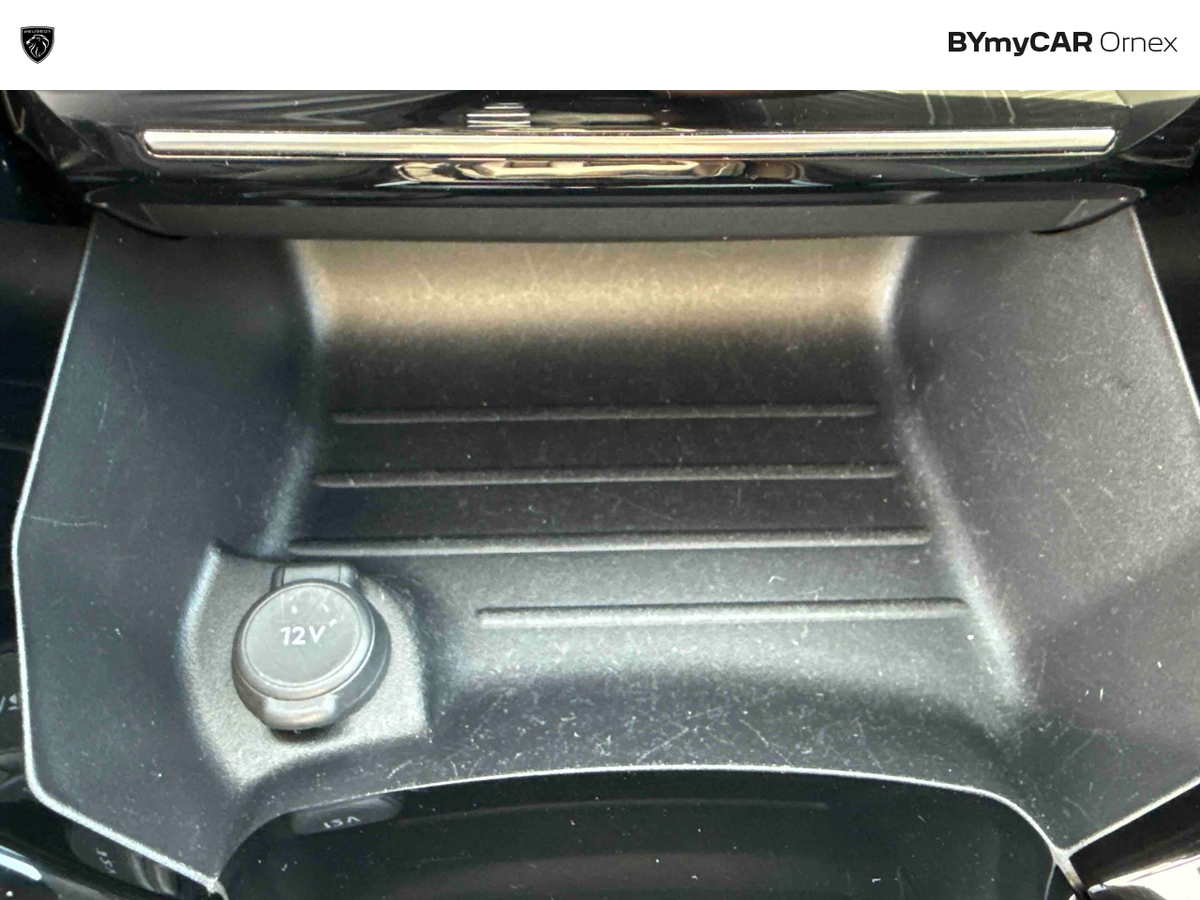 Peugeot 2008 PureTech 130 S&amp;S EAT8 — photo 35