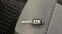 Renault Master F3500 L2H2 2.3 Blue dCi 135ch Confort Euro6E — photo 11