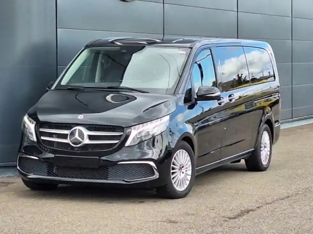 Mercedes Cla sse v 300 d extra-long avan — photo 12