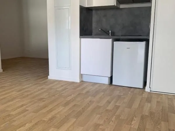 Studio 1 pièce 24 m²