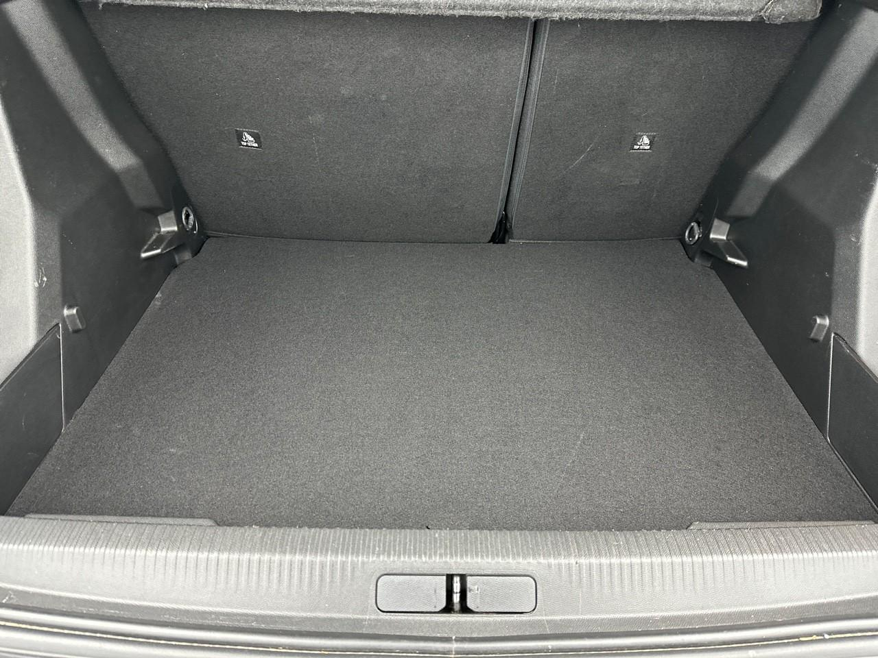 Peugeot 2008 puretech 100 s&s bvm6 allure — photo 14
