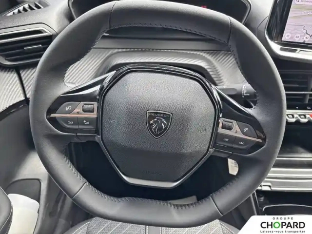 Peugeot 208 turbo 100 ch bvm6 — photo 14