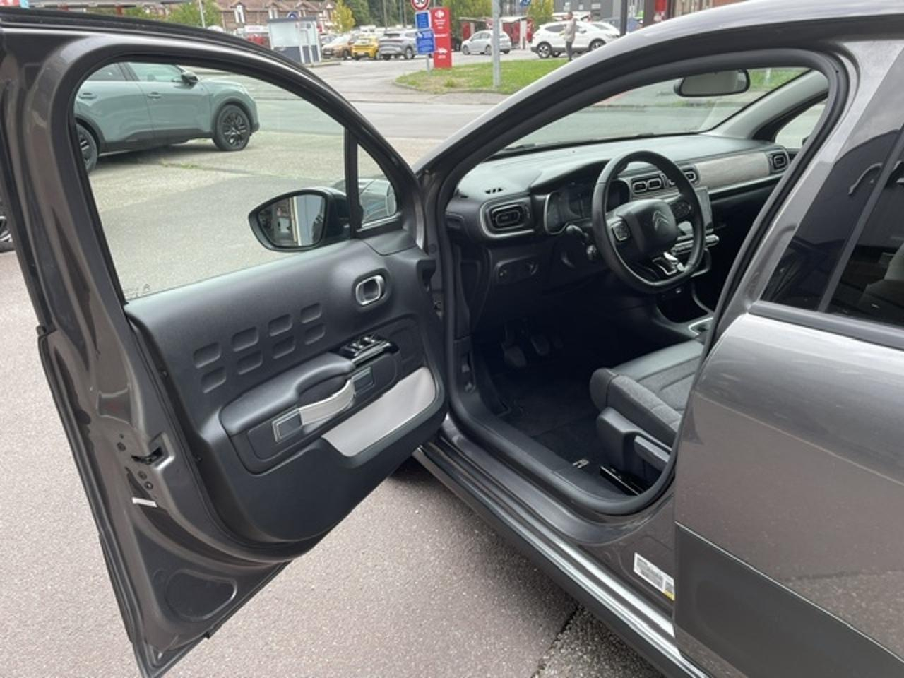 Citroën C3 puretech 110 s&s bvm6 shine pack — photo 13