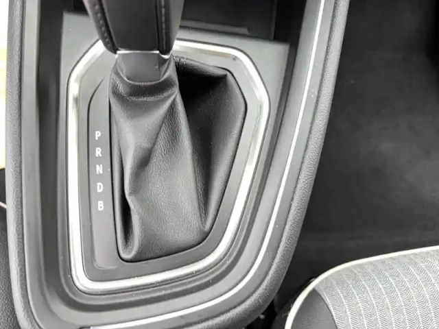 Renault Clio e-tech full hybrid 145 ch gsr2 — photo 13