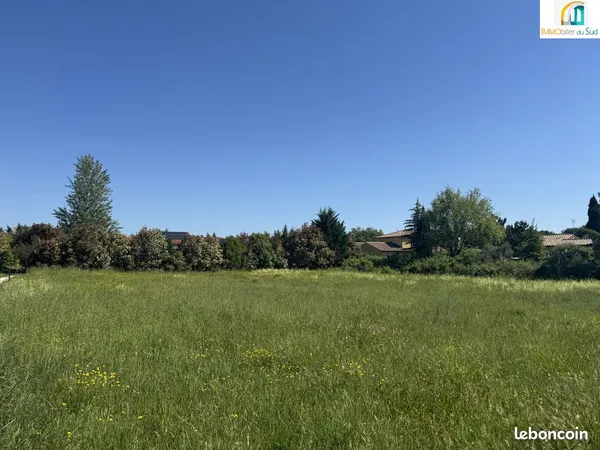 Terrain 1605 m² Lézan