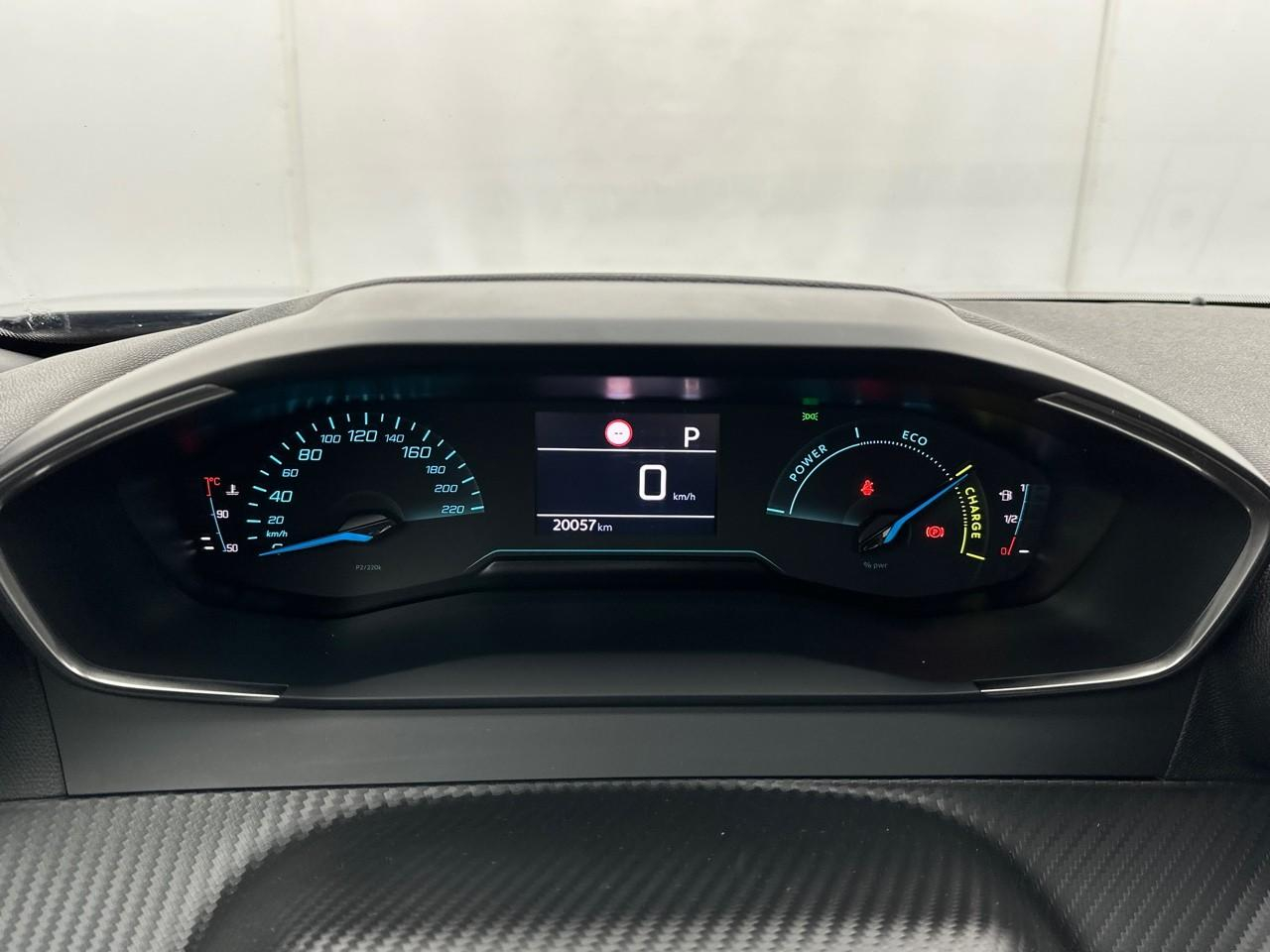 Peugeot 2008 hybrid 136 e-dcs6 style — photo 21