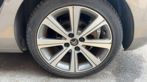Citroen C4 TPMR 1.6 BlueHDi 120 - Millenium – 2017 – 118900 km – Diesel – Boîte Automatique — photo 19