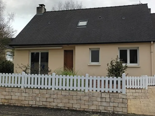 Maison de plain-pied T4 centre bourg