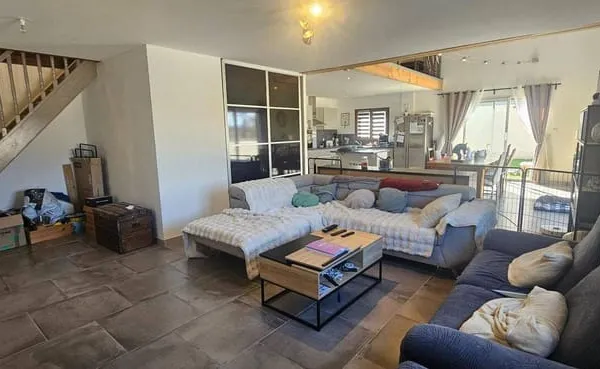Maison 6 pièces 180 m²