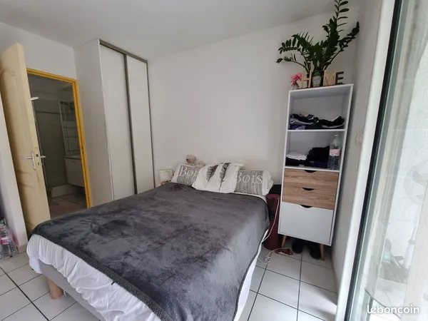 Location studio meublé