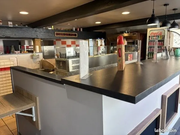 Fonds de commerce pizzeria 65 m²