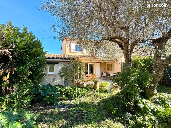 Maison calme, proche écoles à pied, accès rapide Valbonne Sophia-Antipolis